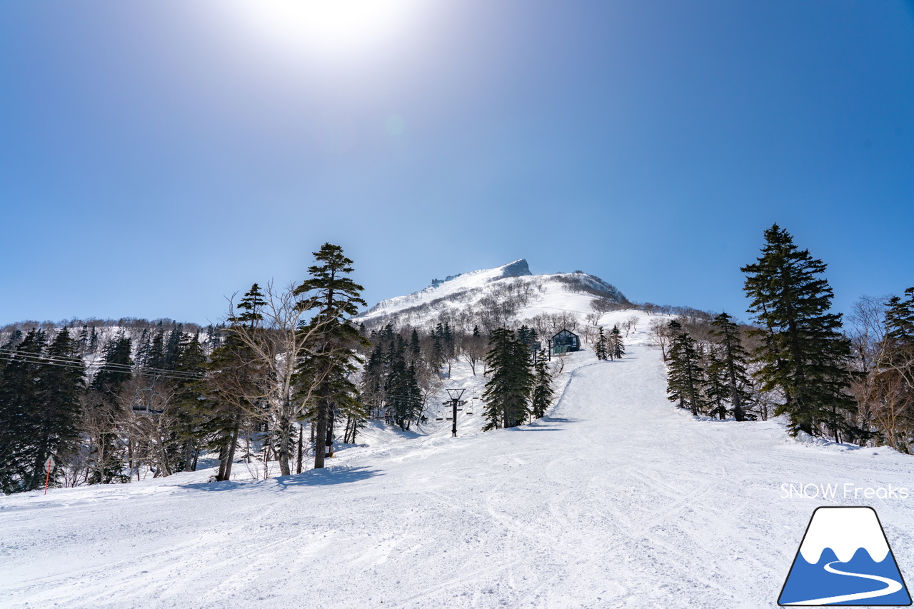 大雪山層雲峡・黒岳ロープウェイスキー場｜只今の積雪 360cm！『神々の遊ぶ庭』に降り積もる雪は、やはり別物でした(^^)v